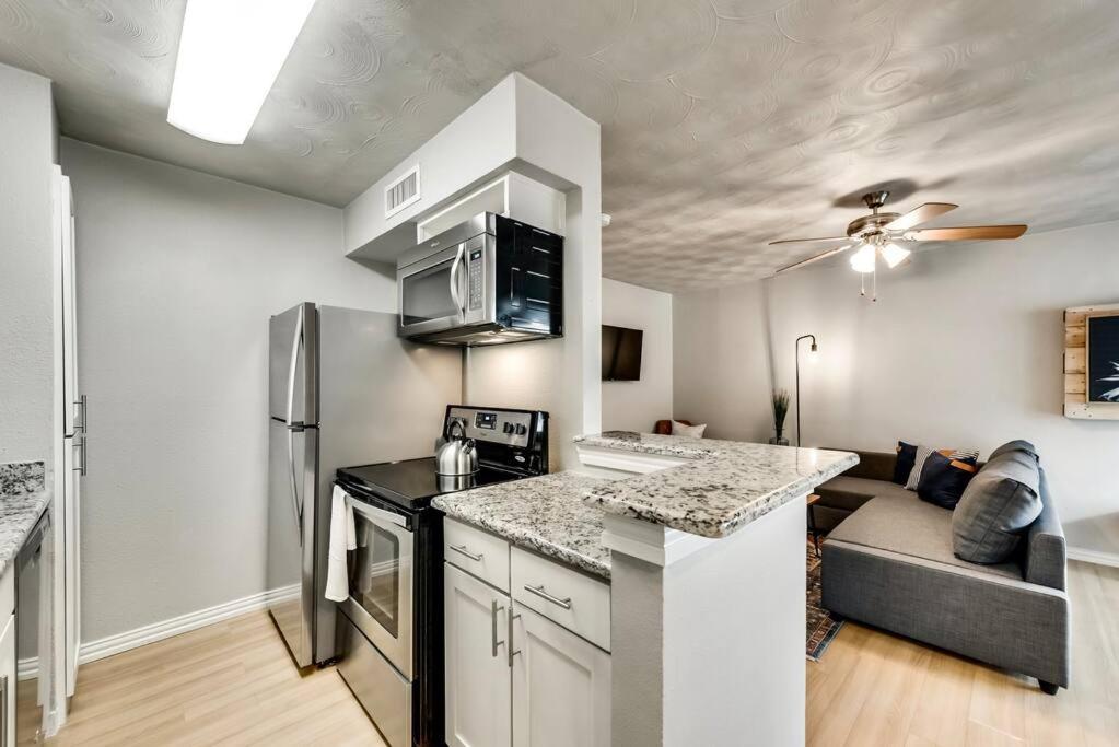 The Hidden Gem Near Downtown Apartamento *